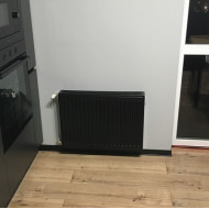 Стальной радиатор Ultratherm 22 Black 500 (боковое подключение)